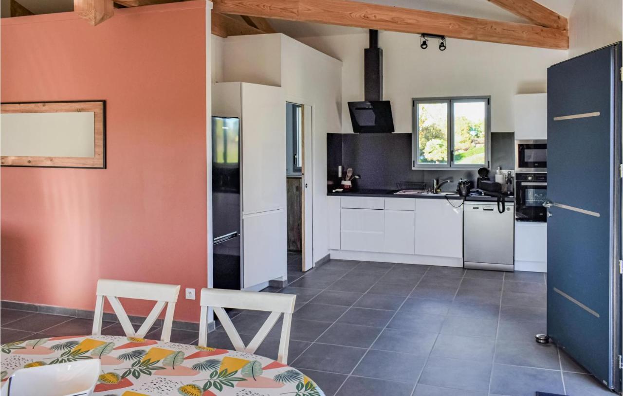 Nice Home In Galan With Kitchenette Buitenkant foto