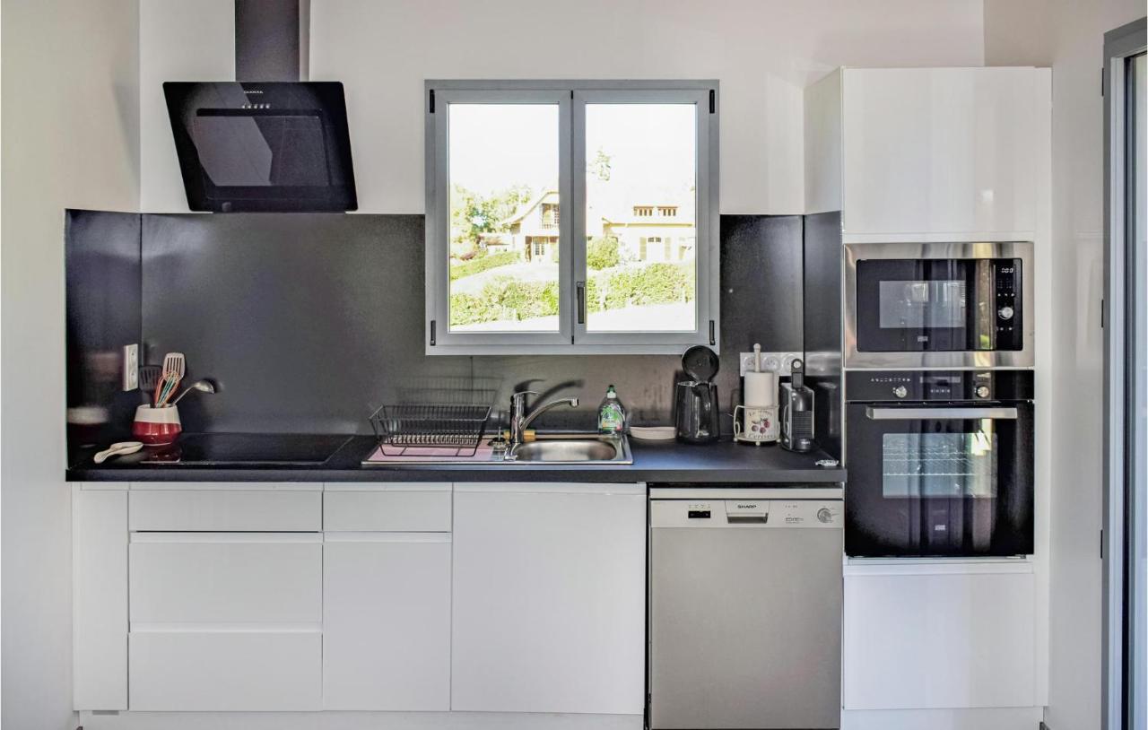 Nice Home In Galan With Kitchenette Buitenkant foto